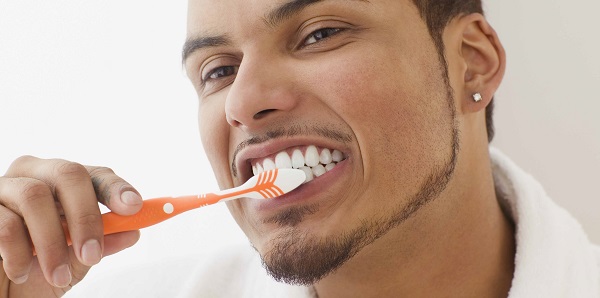estudos_sobre_escovar_dentes