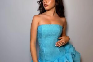 Madalena Aragão com look elegante e sensual, jovem atriz portuguesa em destaque